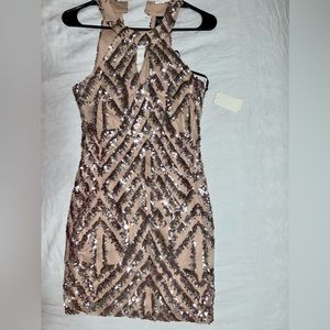 COPY - STUNNING ROSEGOLD SEQUIN DRESS